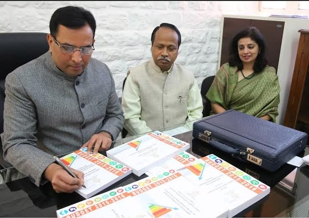 haryana budget 2016, minister captain abhimanyu, haryana govt, haryana news