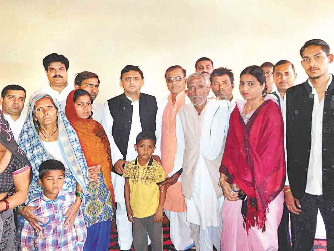 CM akhilesh in chandausi