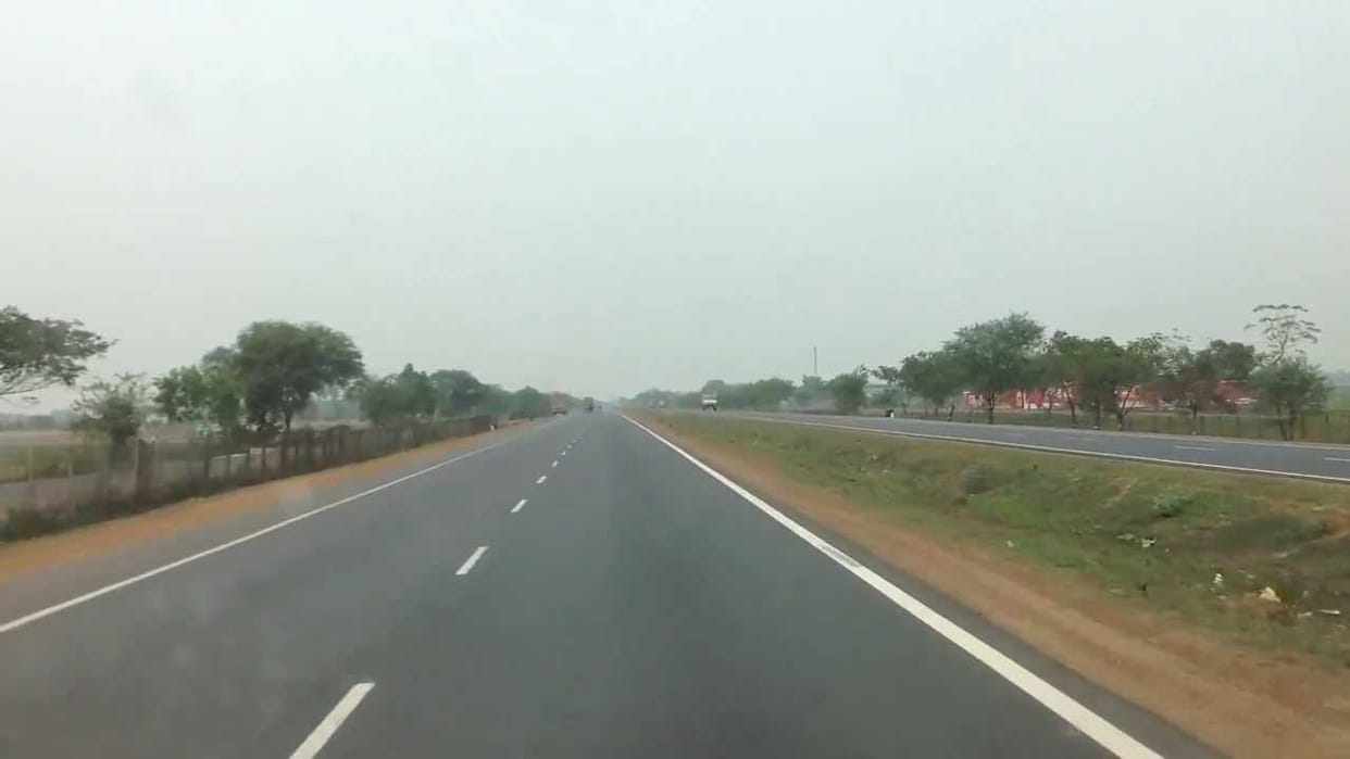 country's longest expressway parked