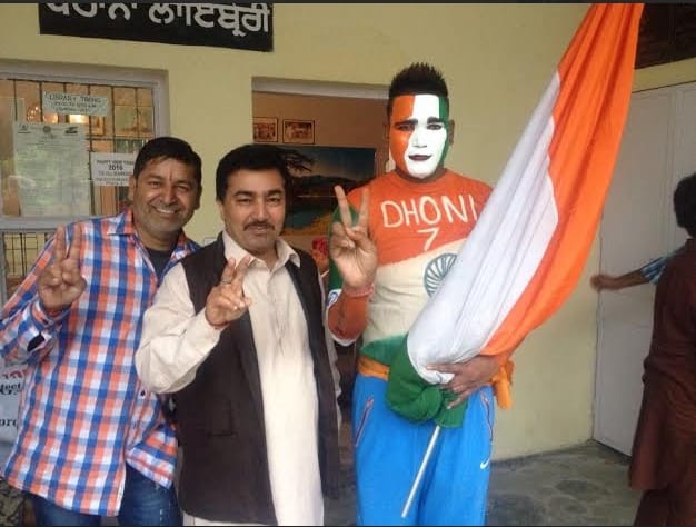 dhoni fan rambabu, captain cool fan, mahendra singh dhoni fan, t20 world cup
