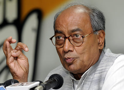 Digvijay Singh says Priyanka Vadra should be in politics.