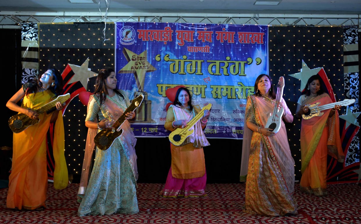 Jassi, Harshpreet captured the last cultural night of Sujanpur Holi fest