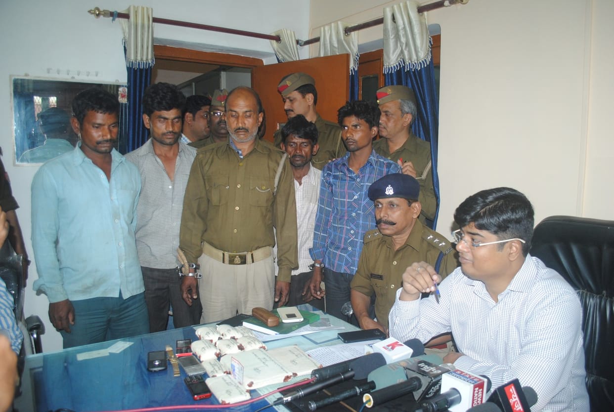 GRP arrest 5 people who robb passenger in train feeding poisonal material