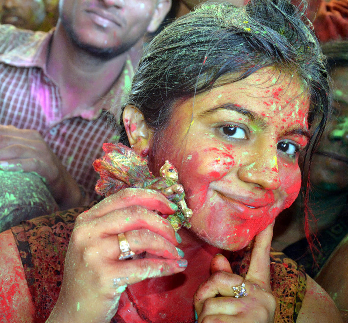 security for lathamar holi
