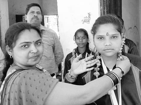 Roshan won gold medals district