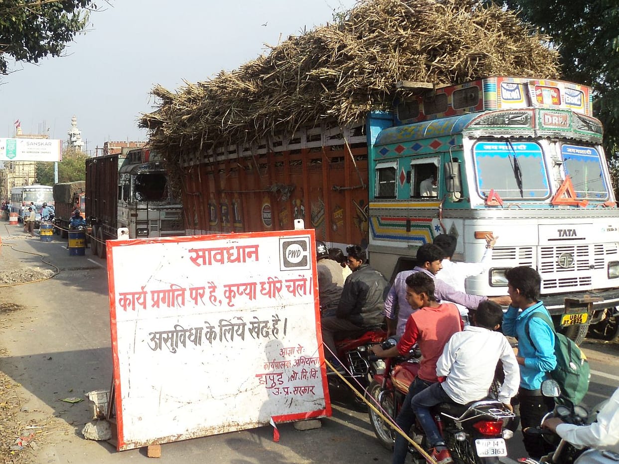  delhi road jaamed.