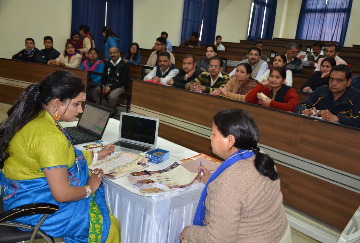 Jyotish mahakumbh 2019 know your future by naturopathy and mind