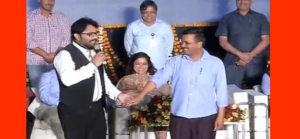 Kejriwal to Modi's minister sang the song ... we have to come