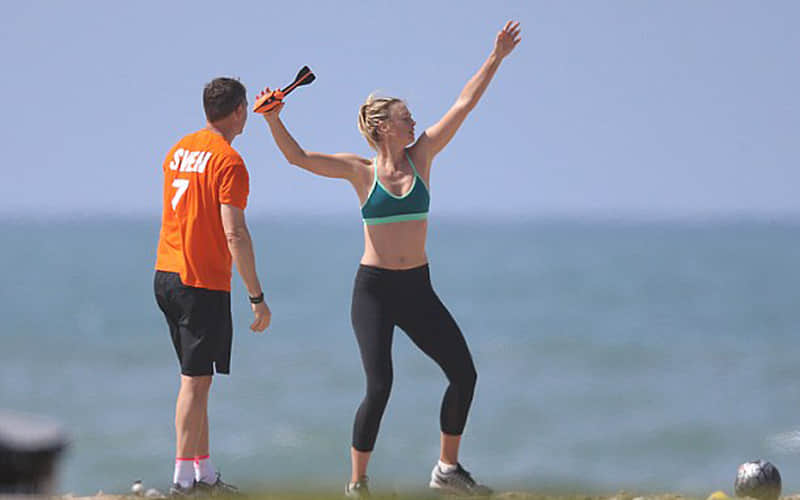 maria sharapova traing in beach