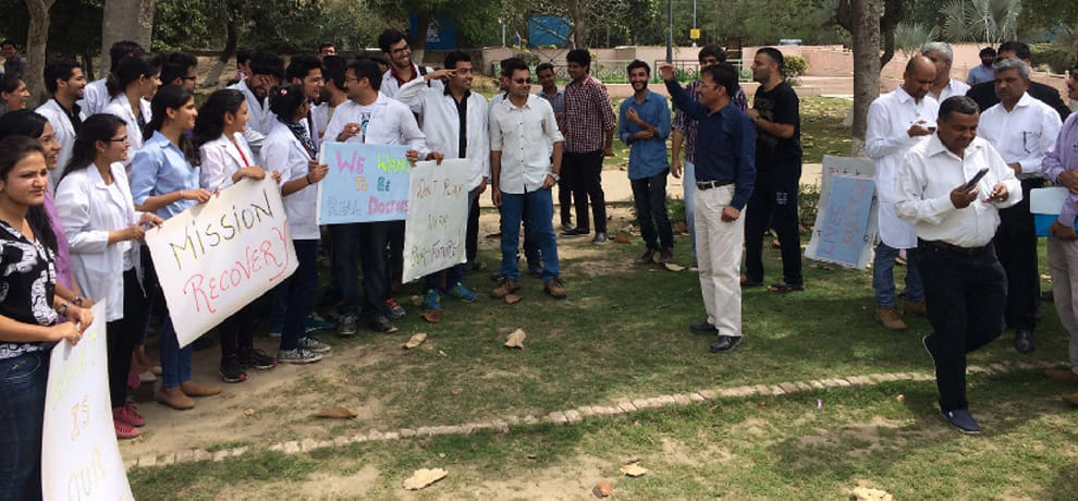 kirron kher, mbbs seats, gmch 32 chandigarh, chandigarh