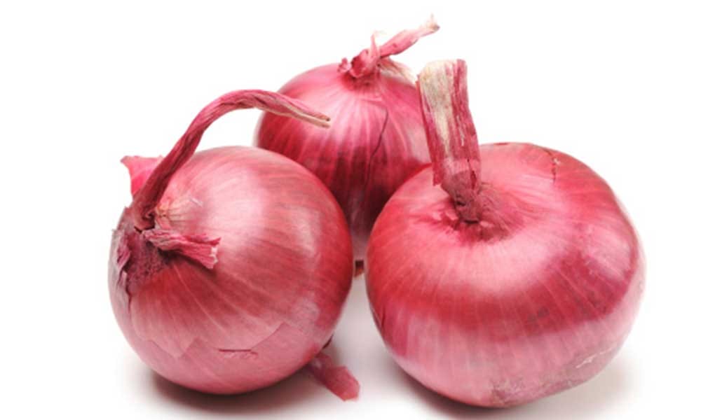 onion rate increased till 70 rupees per kilogram