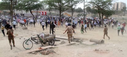 criminal get political support in udham singh nagar