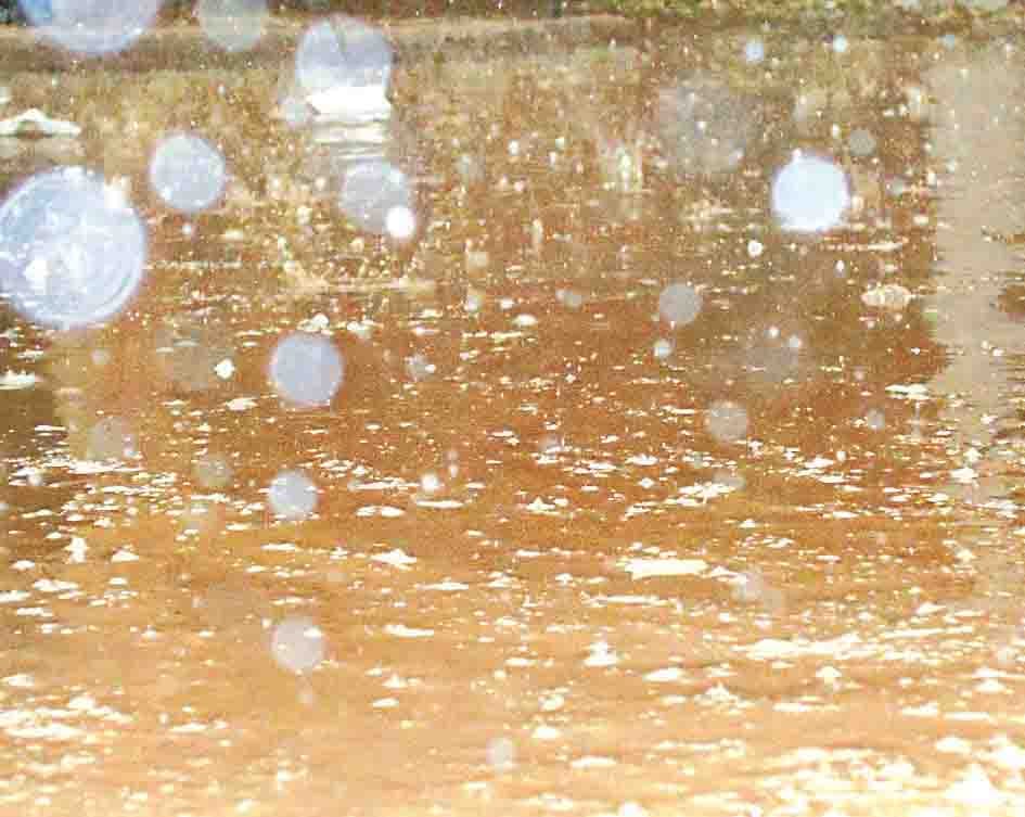 people are affectet by rain