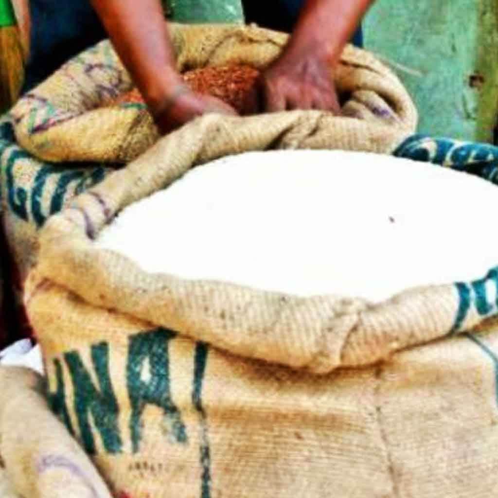 aadhaar card must in ration card.