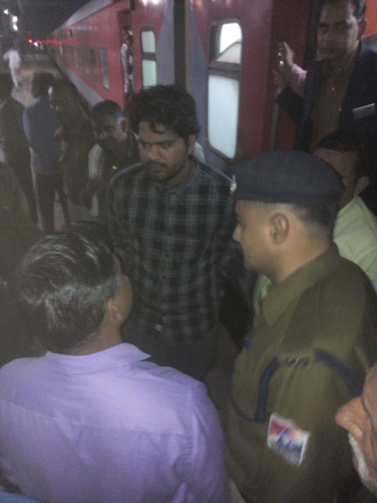 TT beaten in Purva Express 