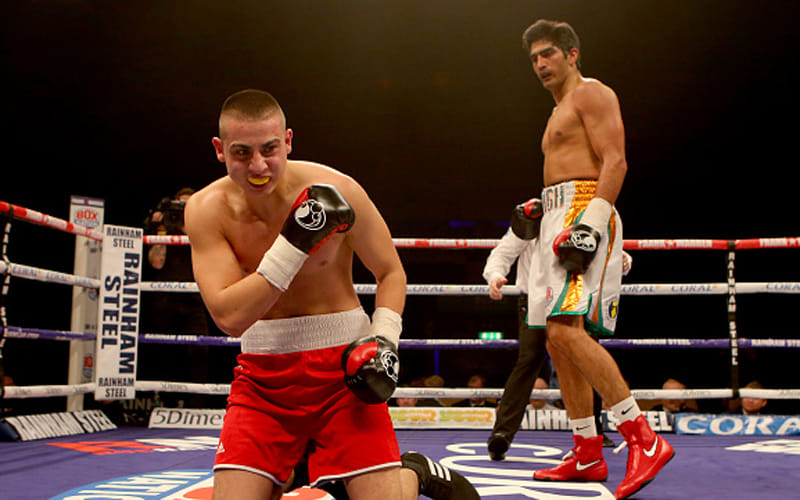 vijender singh won his fourth match