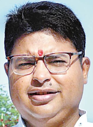 Member of team akhilesh yadav.