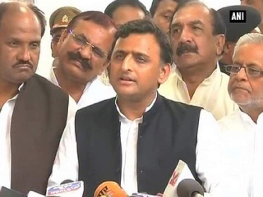 अखिलेश यादव 