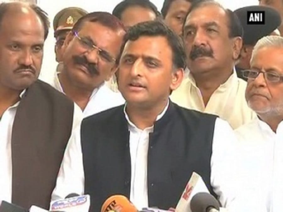 अखिलेश यादव 