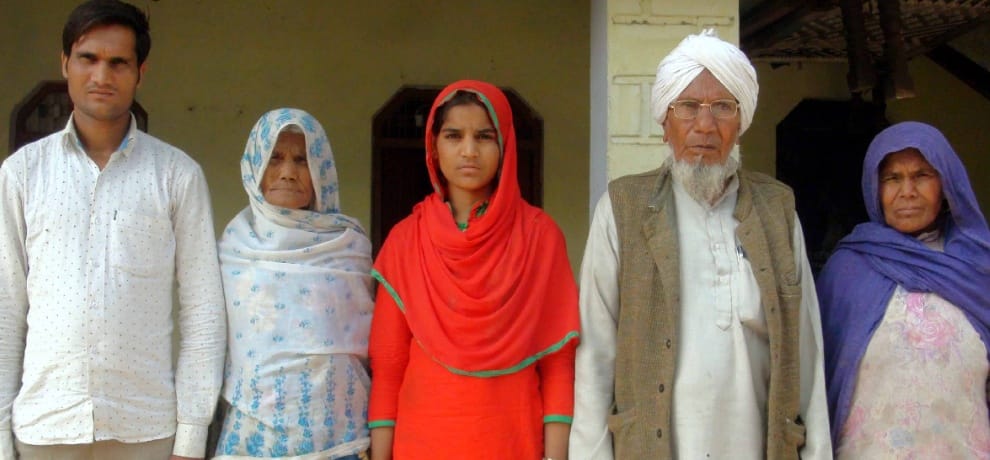 anisa bano became jila pramukh