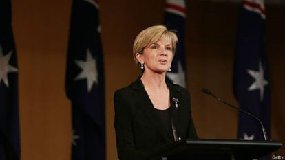 malaysia detains australian reporters