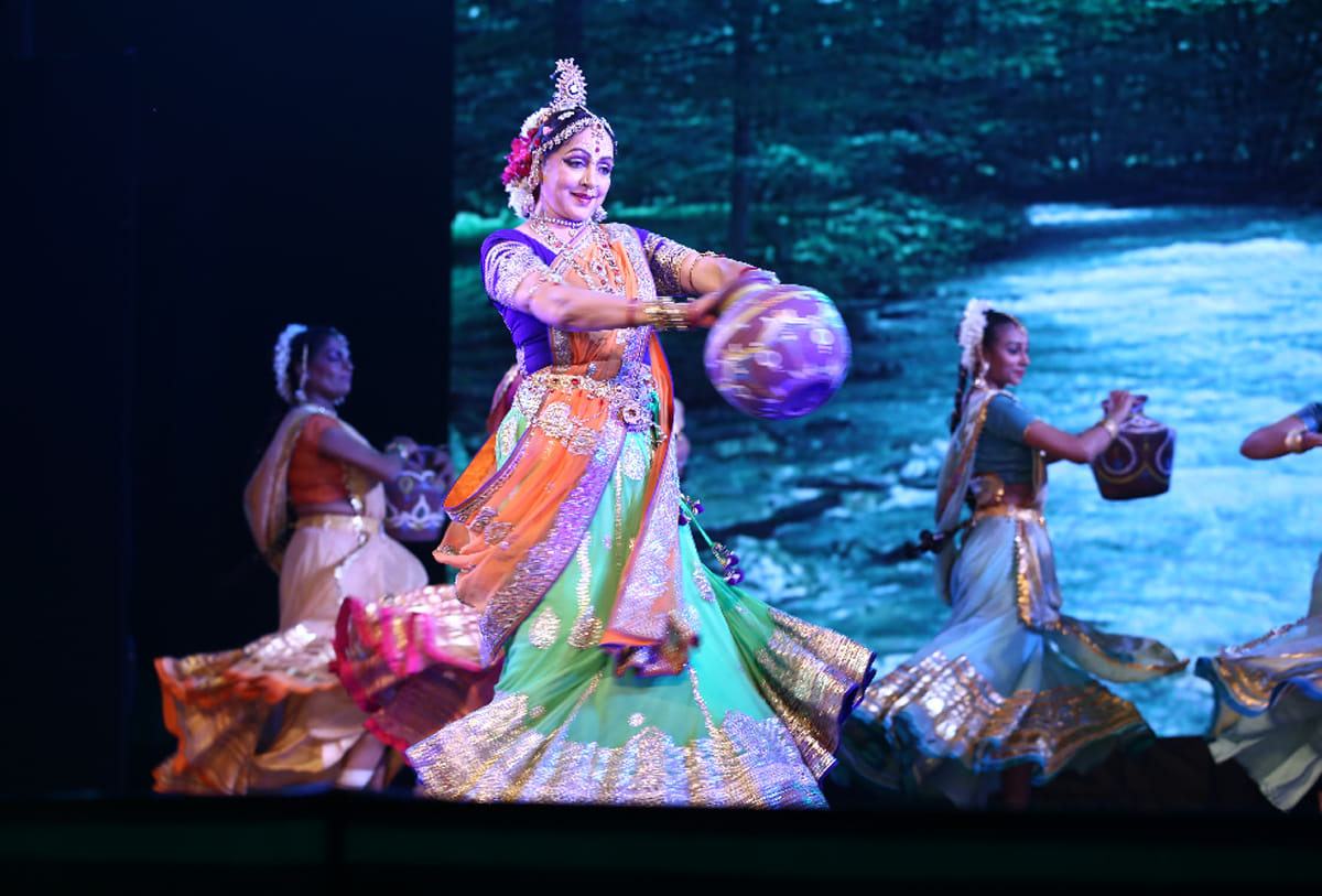 hema malini dances as radha in a program