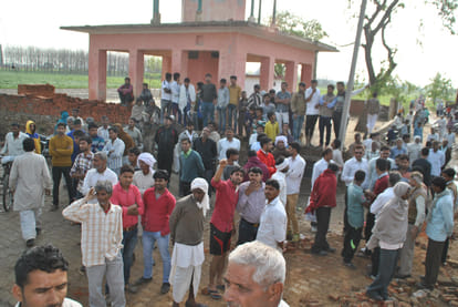 five people dead in house collapse