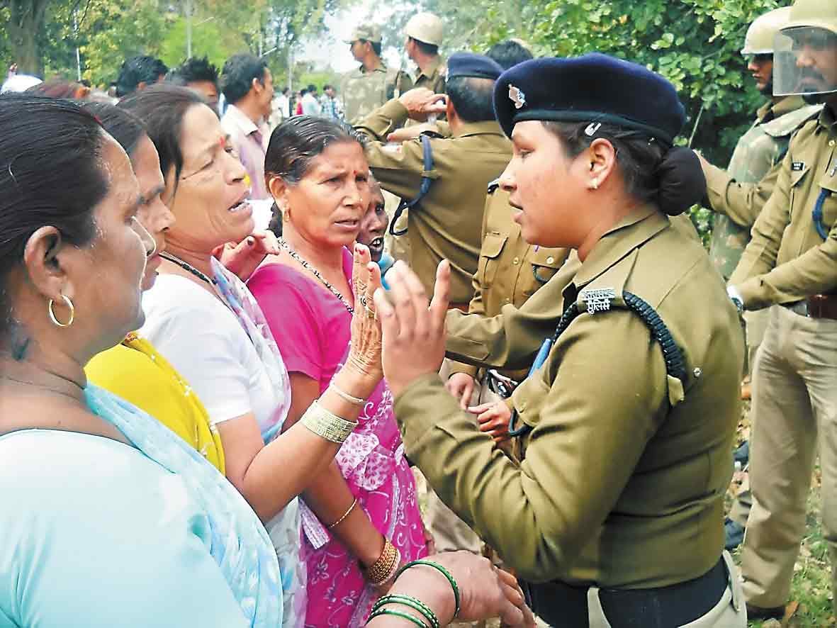 Authorities dropped three illegal housing