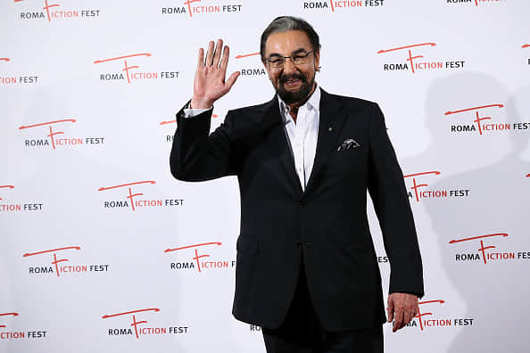 bollywood stars who look even more younger by their real age