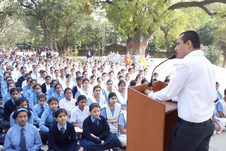 dm rajshekhar administered pledge in schools