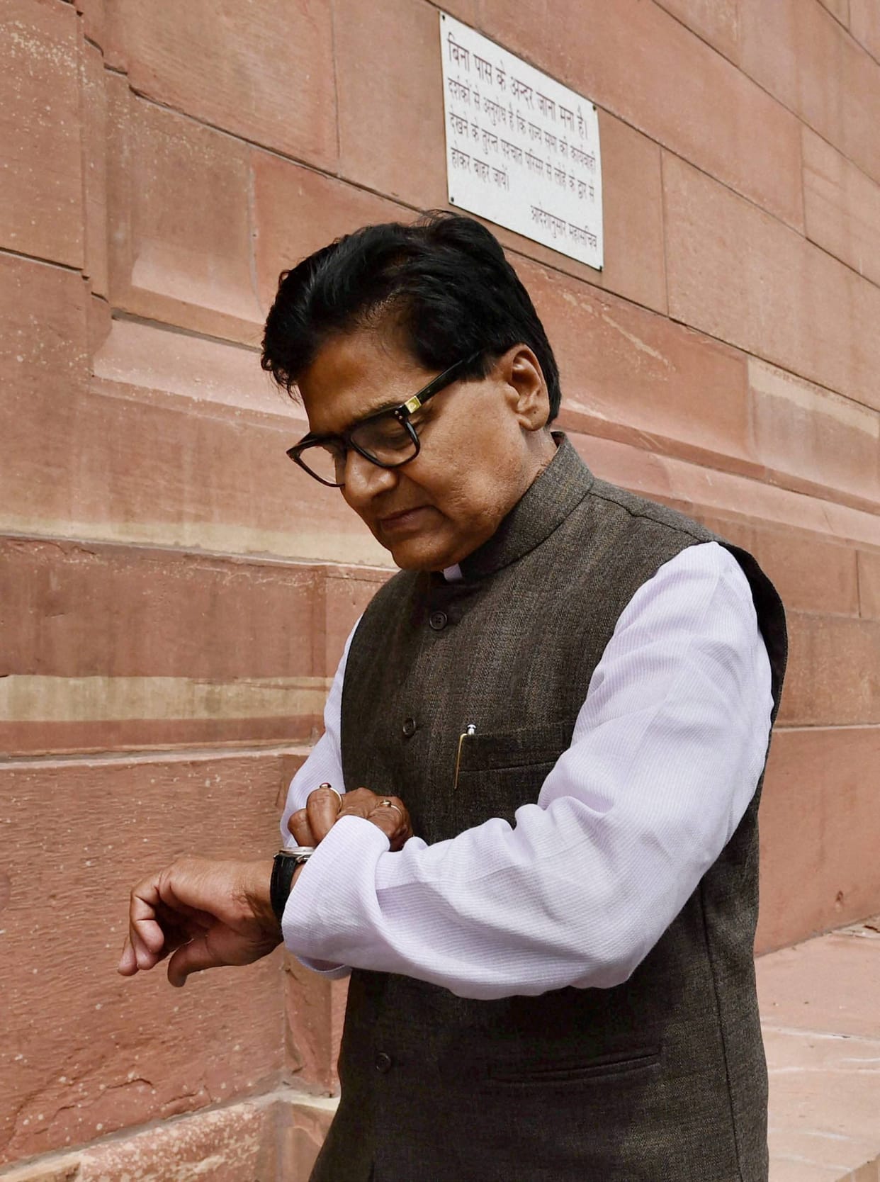  ramgopal yadav hits back on mulayam singh yadav samajwadi party