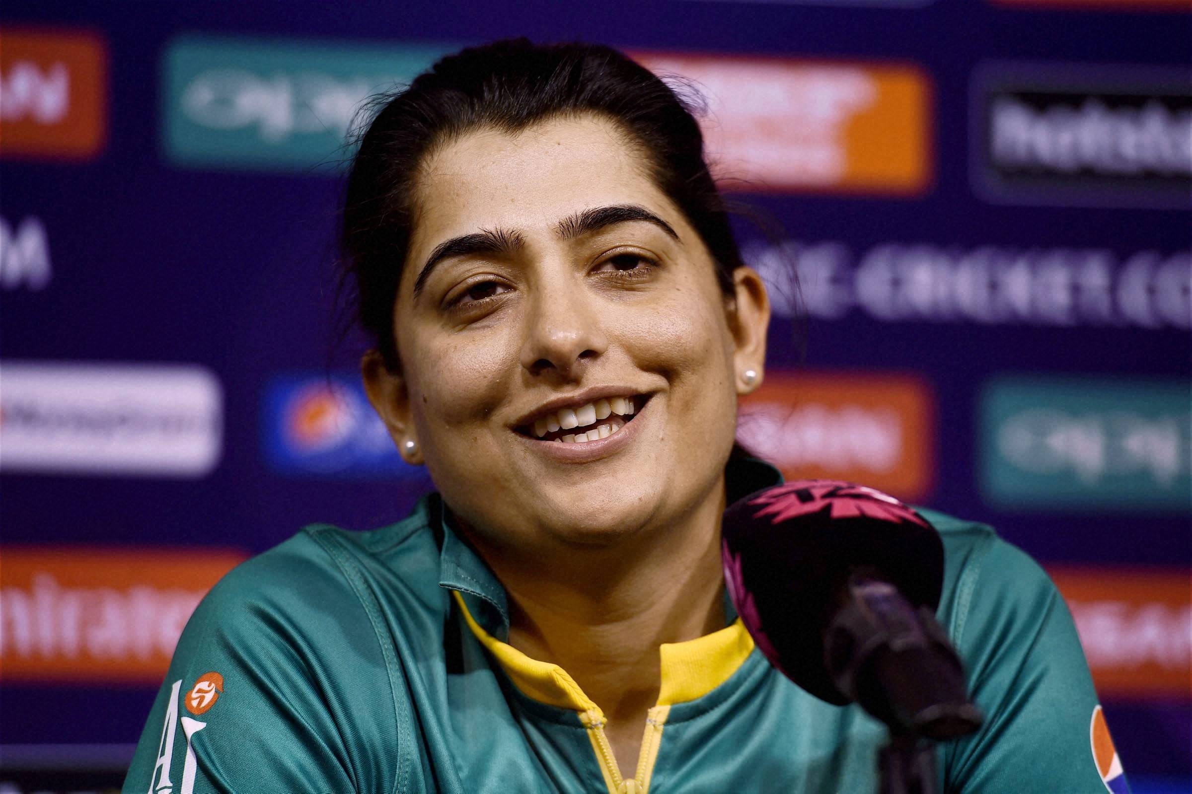 Virat Kohli is Most Popular Cricketer in Pakistan Women's Team