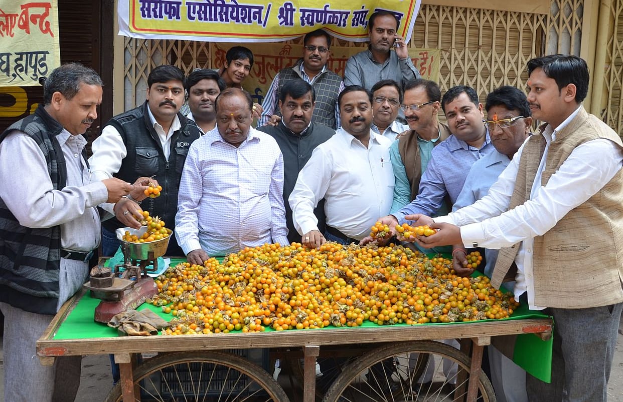 against Excise duty bullion market off.