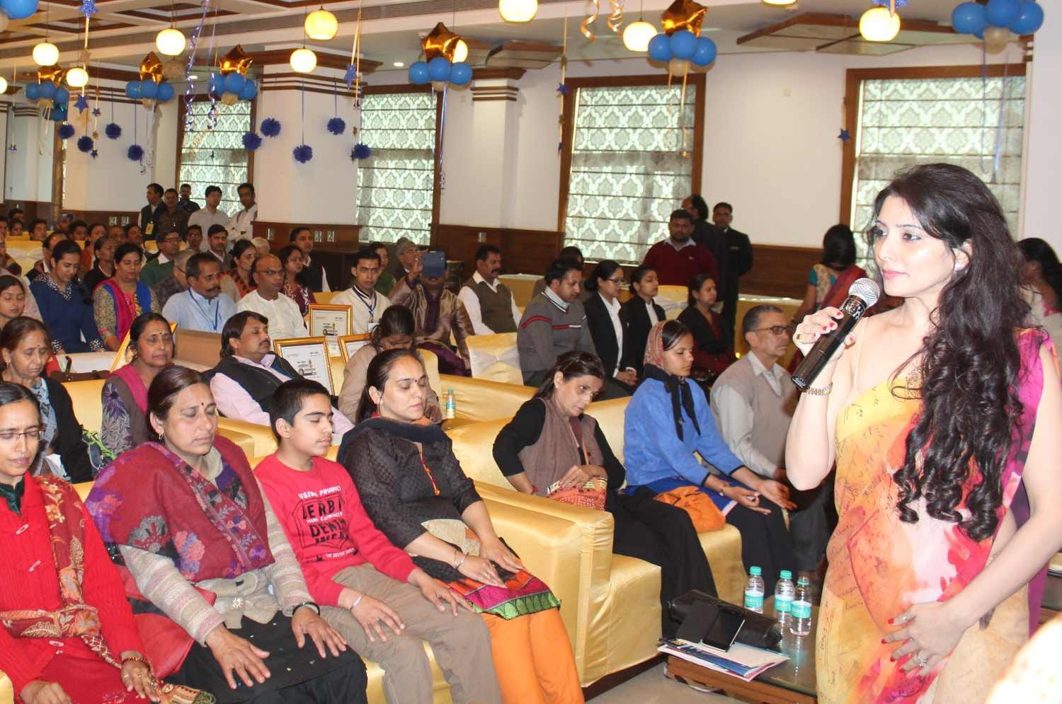stylish family guru jai madaan in jyotish mahakumbh