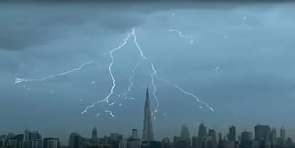 Awesome Lightning Thunder Strikes