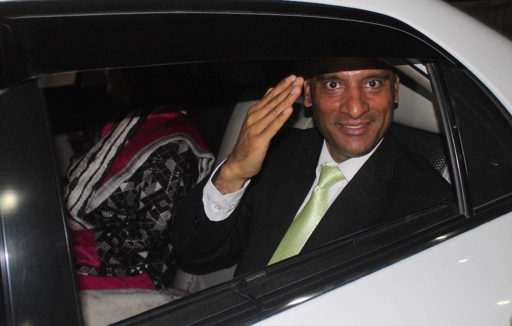 vijay dev will be relieved today, parimal will be join as advisor