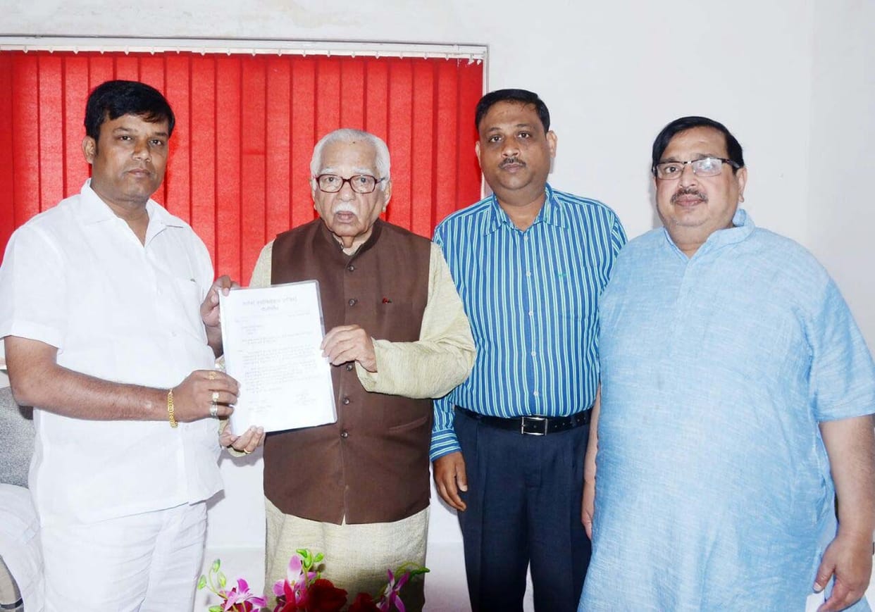 The governor met bullion dealer, assigned memo