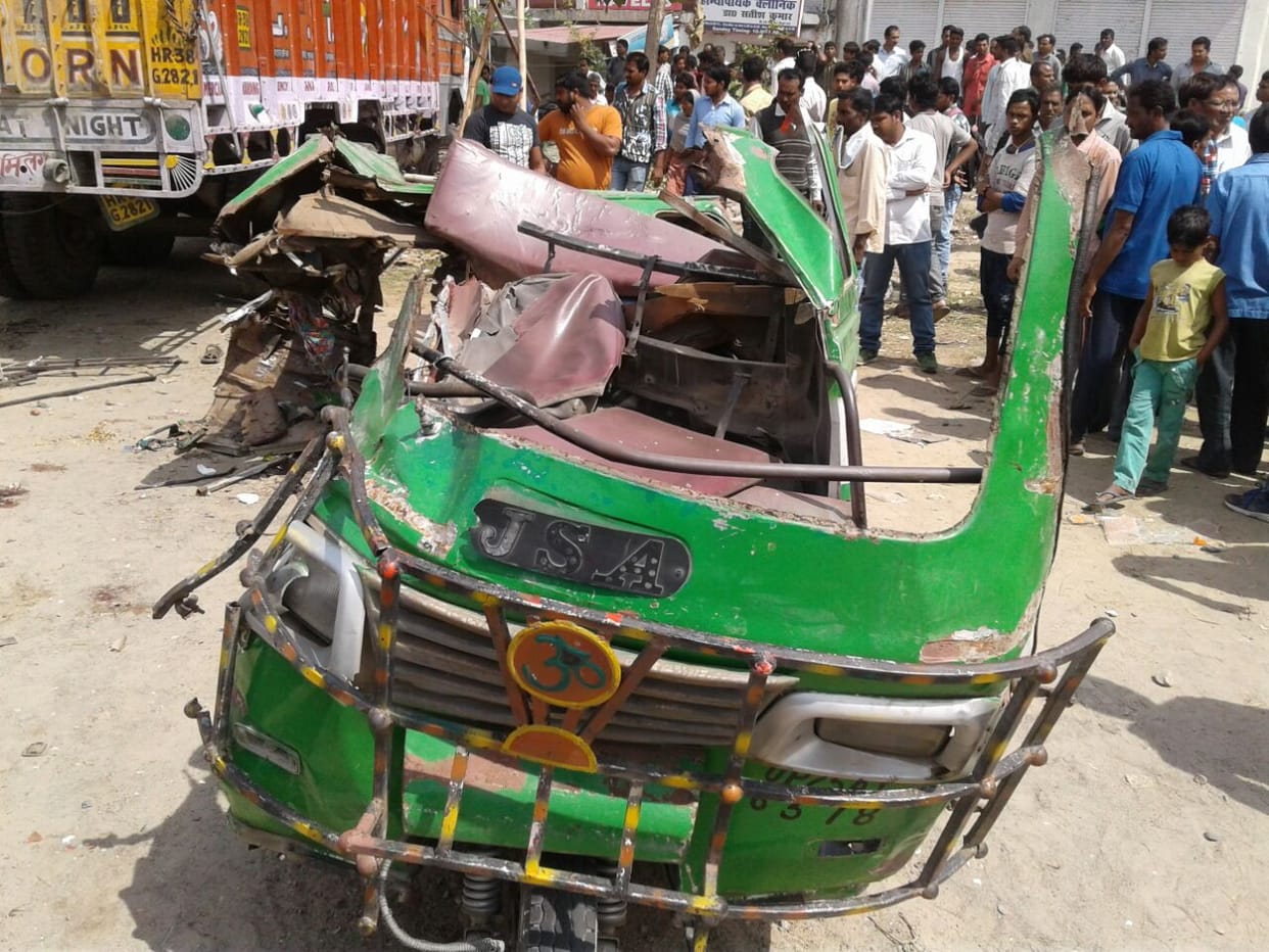accident at Bareilly pilibhit bypass