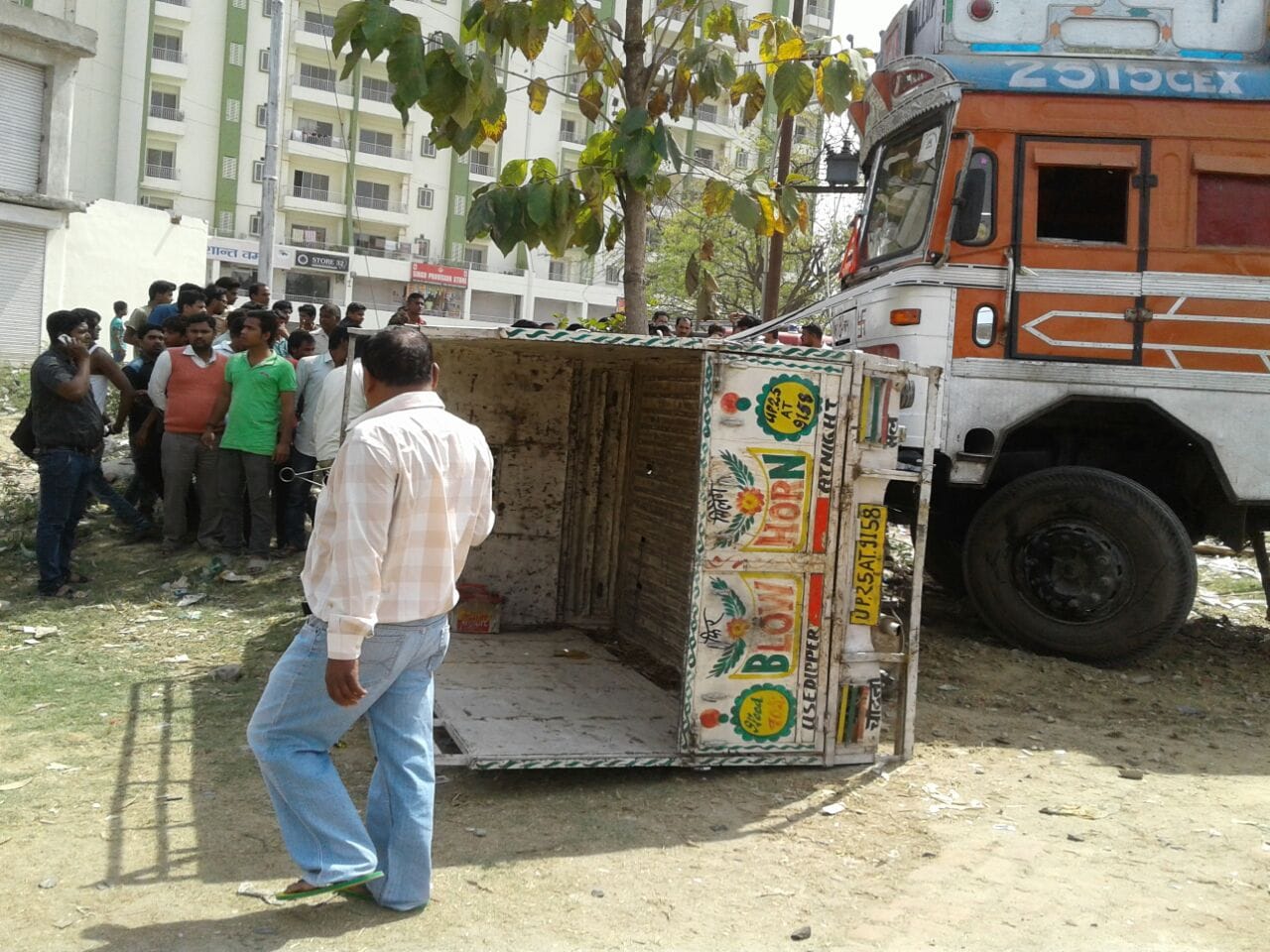 accident at Bareilly pilibhit bypass