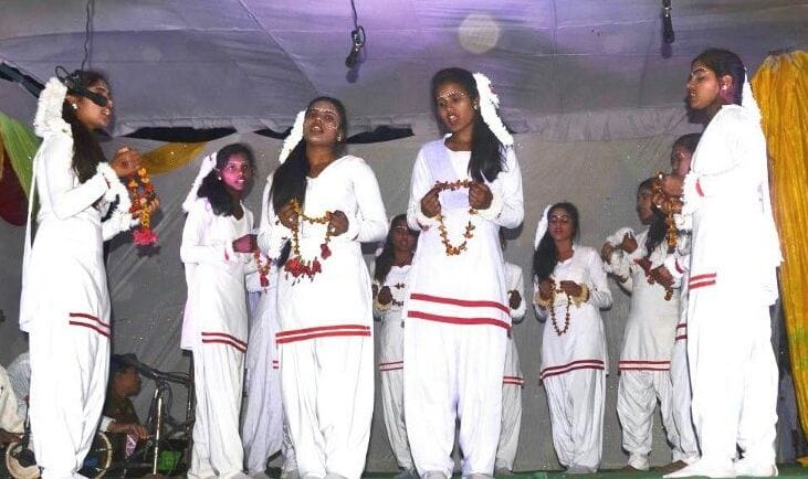 Annual membership enticing children Presentation