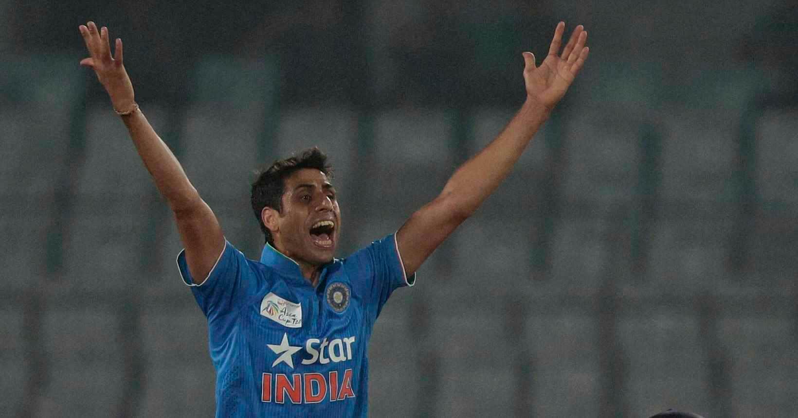 Shoaib akhtar and harbhajan singh lewd comment on ashish nehra 