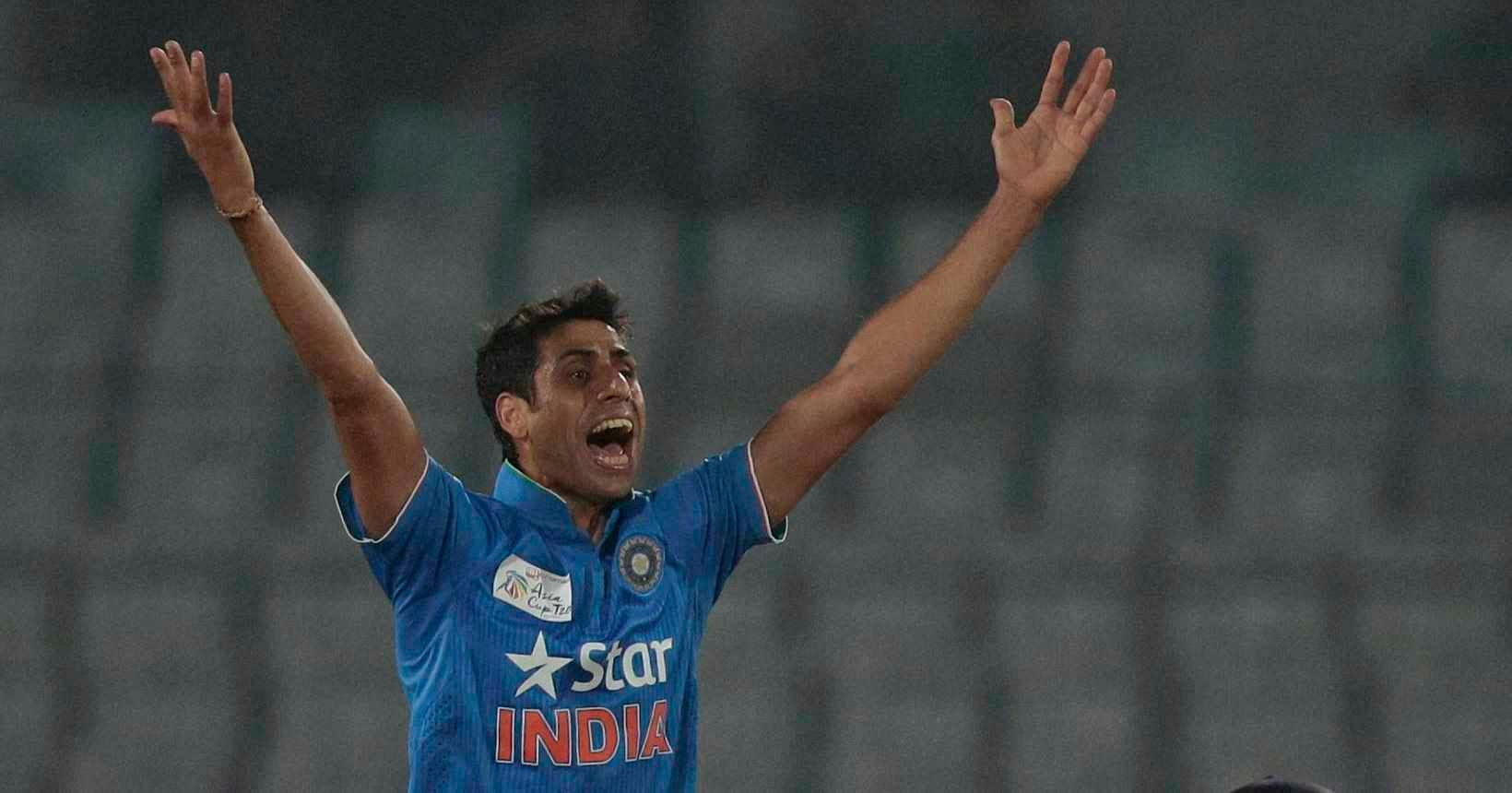Shoaib akhtar and harbhajan singh lewd comment on ashish nehra 