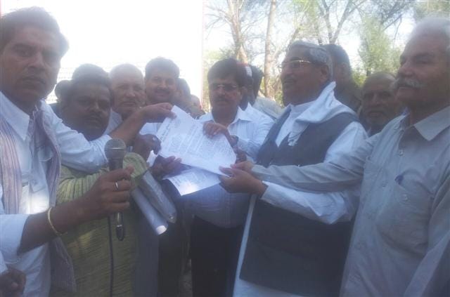BKU Grji for compensation at the Collectorate