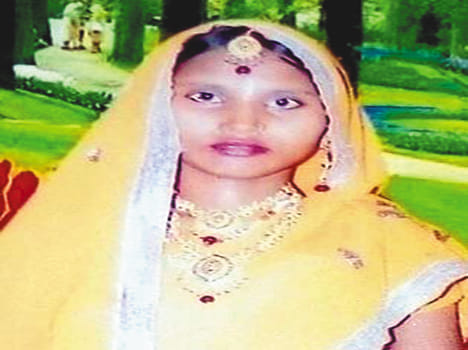 Daughter-in-law fights, then put up hanging