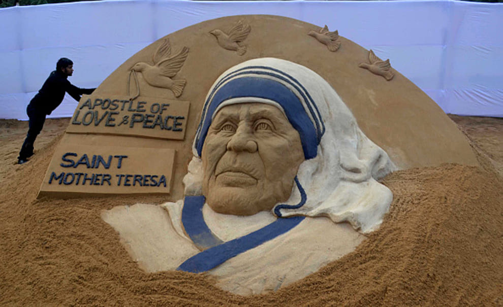 Mother Teresa birthday had lived in these countries before India, these 12 questions related to life