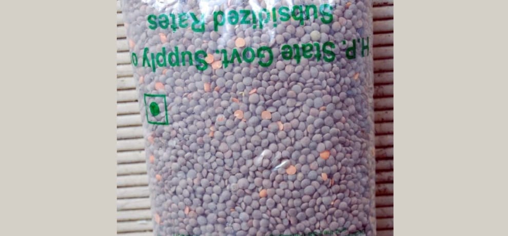 a dead rat found in pulses packet.