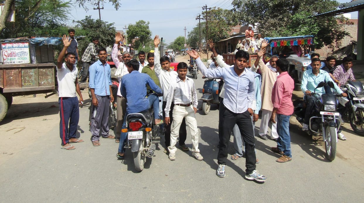  kam voltej aur bijalee katautee se bhadaka aakrosh