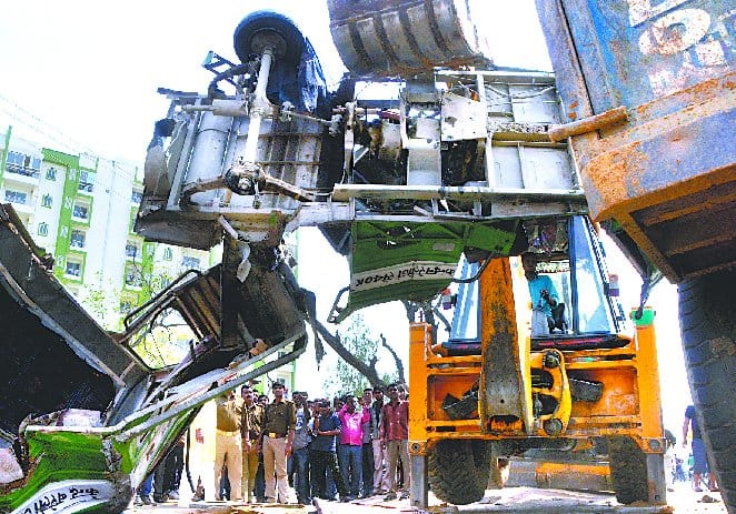 Drunk truck driver put on the Tempo , killing eight