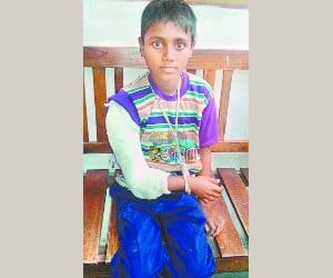 Guruji angry student beaten, broken hand