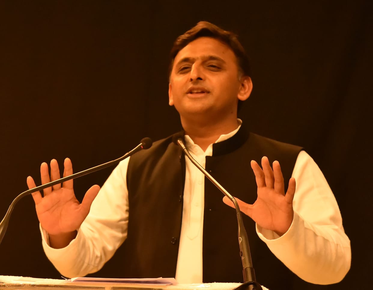 cm akhilesh speaks on development in saifai